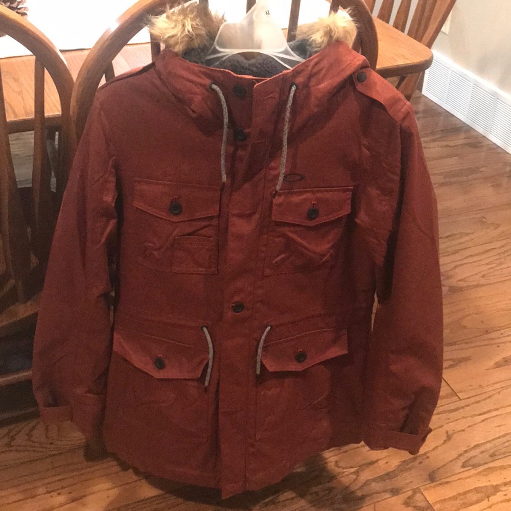beautiful Oakley parka!